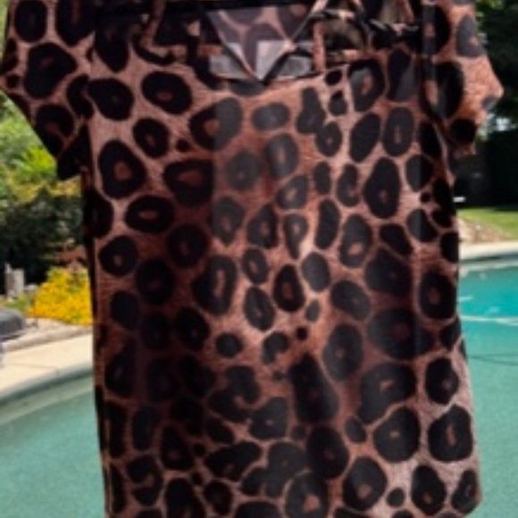 Adele & May Leopard Animal Print Top Size Medium Short sleeve - Picture 4 of 6